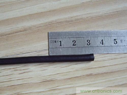 最簡(jiǎn)單使用的天線&mdash;&mdash;罐頭天線，可做正饋大鍋饋源！ 