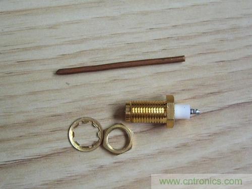 最簡(jiǎn)單使用的天線&mdash;&mdash;罐頭天線，可做正饋大鍋饋源！ 