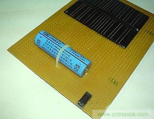 微型太陽能供電板DIY,給手電筒收音機(jī)供電