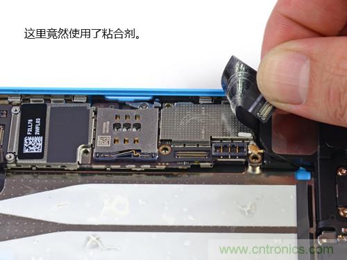 內部能否出&ldquo;彩&rdquo;？&ldquo;五彩機身&rdquo;iPhone 5C拆解揭秘