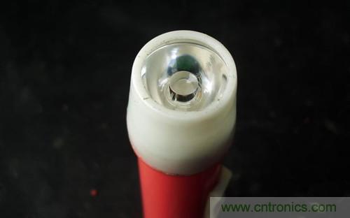 DIY小手電:純手工刻板改造5號電池小手電