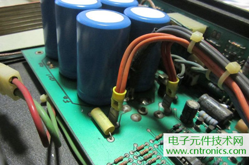 用料很給力！專業后級功放美國高峰FA1201拆解