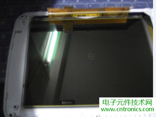 探秘電子紙！一款電紙書(shū)的電子墨水屏拆解