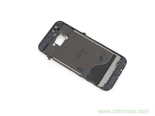 牛人強拆！新HTC One(M8)真機精密做工難修理