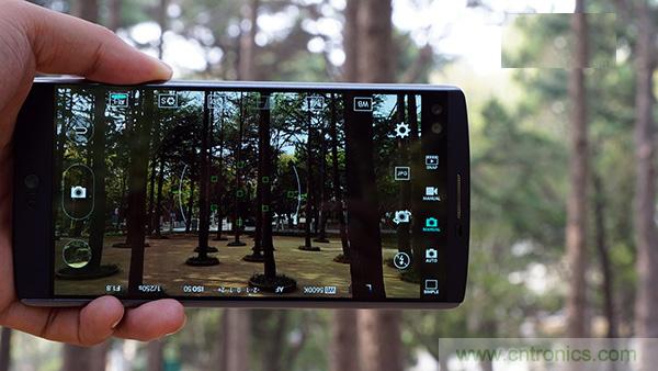 業界良心 LG V10 評測:剛毅、冷峻，不失人性化