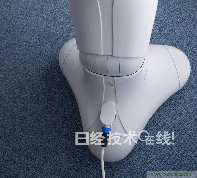 拆解筆記本不過癮，那就來拆拆日本情感機器人吧！