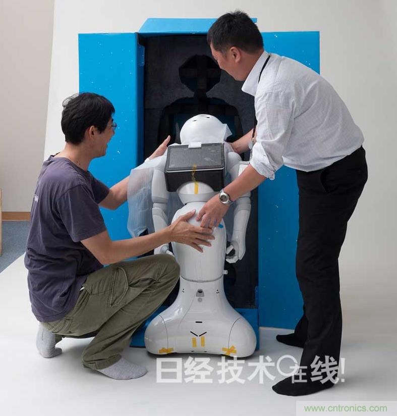 拆解筆記本不過癮，那就來拆拆日本情感機器人吧！