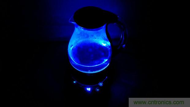 新的智能養(yǎng)生之道，從一個(gè)易叮云智能水壺開始