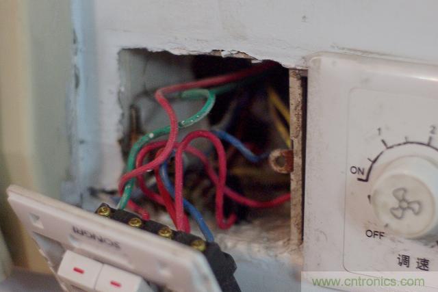 星球大戰原力釋放，無線控制易如反掌