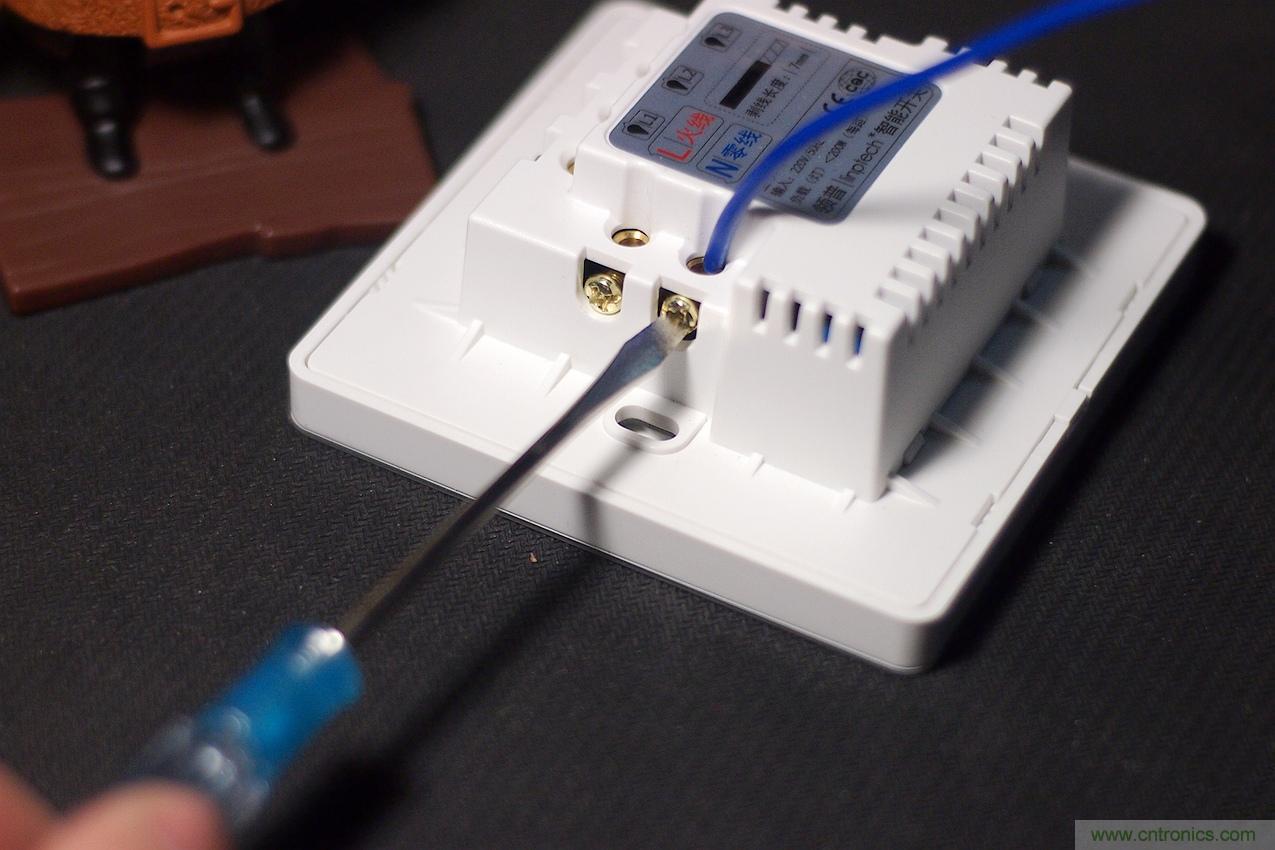 星球大戰原力釋放，無線控制易如反掌