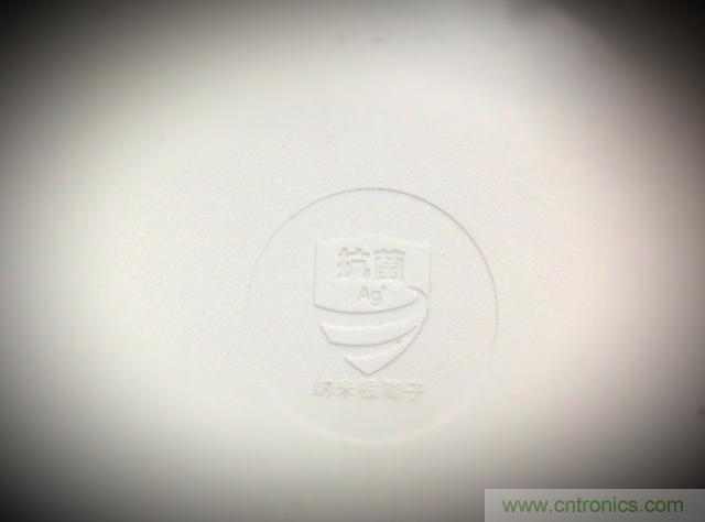 科學喂養從狗娃做起&mdash;&mdash;逗愛乖乖碗測試