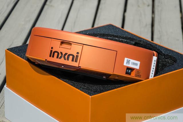 智能導(dǎo)航掃地機器人，以內(nèi)更靠譜！