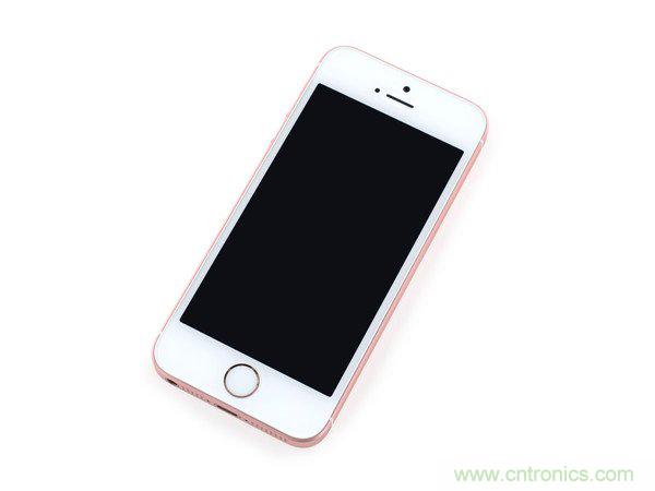 有什么地方沒有變？iPhone SE真機拆解