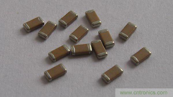 在電源電路和信號電路中電容有何用處？