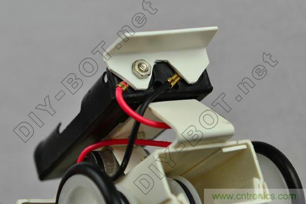 買不起就自己DIY一個四驅車&ldquo;速行者&rdquo;