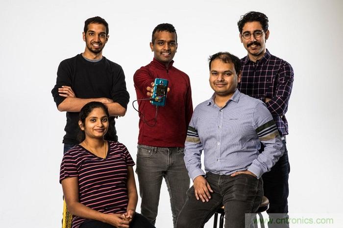 室內激光無線充電新技術亮相，可媲美傳統 USB 線纜