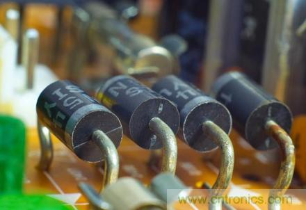 一文看懂電阻、電容、電位器、三極管、二極管、可控硅！