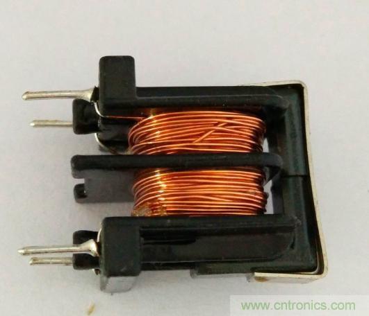 電路上的共模電感是接在開關電源哪里，你知道嗎？