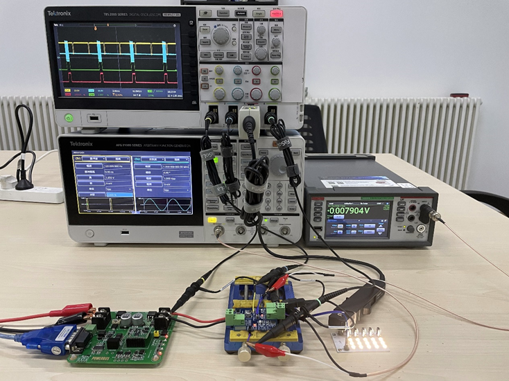 如何使用示波器、AFG和萬(wàn)用表測(cè)試LED 驅(qū)動(dòng)器的調(diào)光線(xiàn)性度？